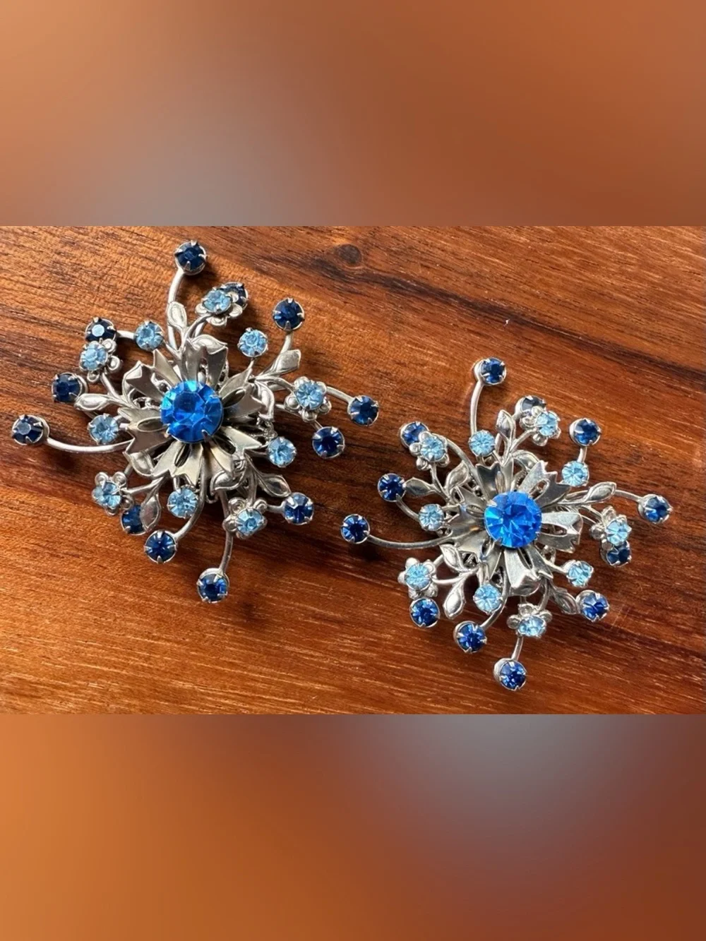 VTG Elegant Blue and Silver Floral Earrings Flower Rhinestone Large